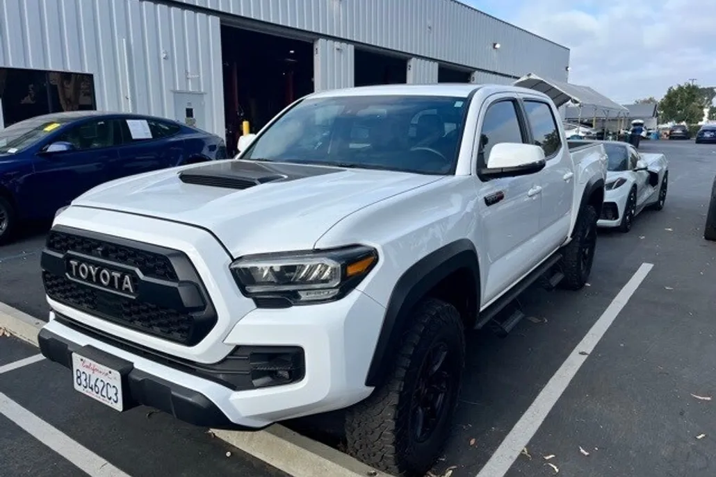 2021 Toyota Tacoma TRD Pro photo 1