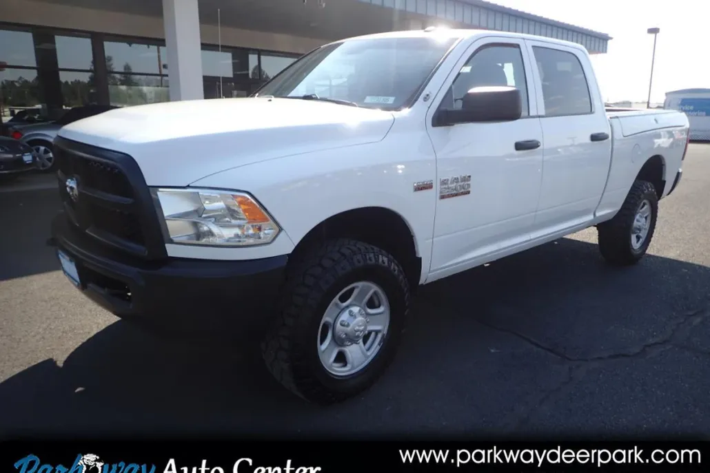 2017 Ram 2500 Tradesman photo 1