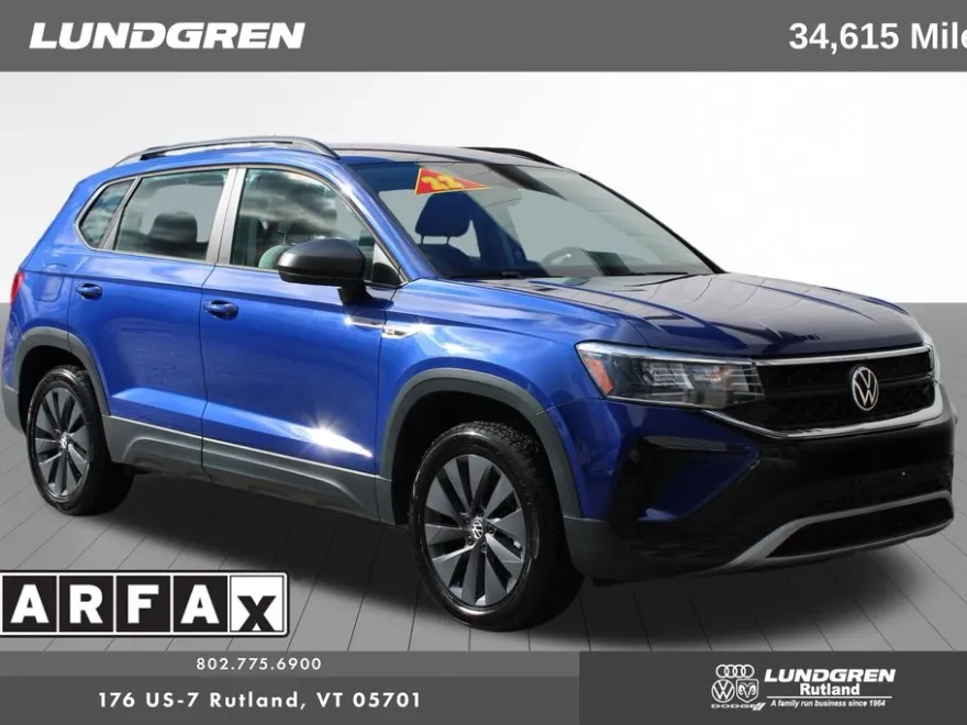 2022 Volkswagen Taos S photo 1