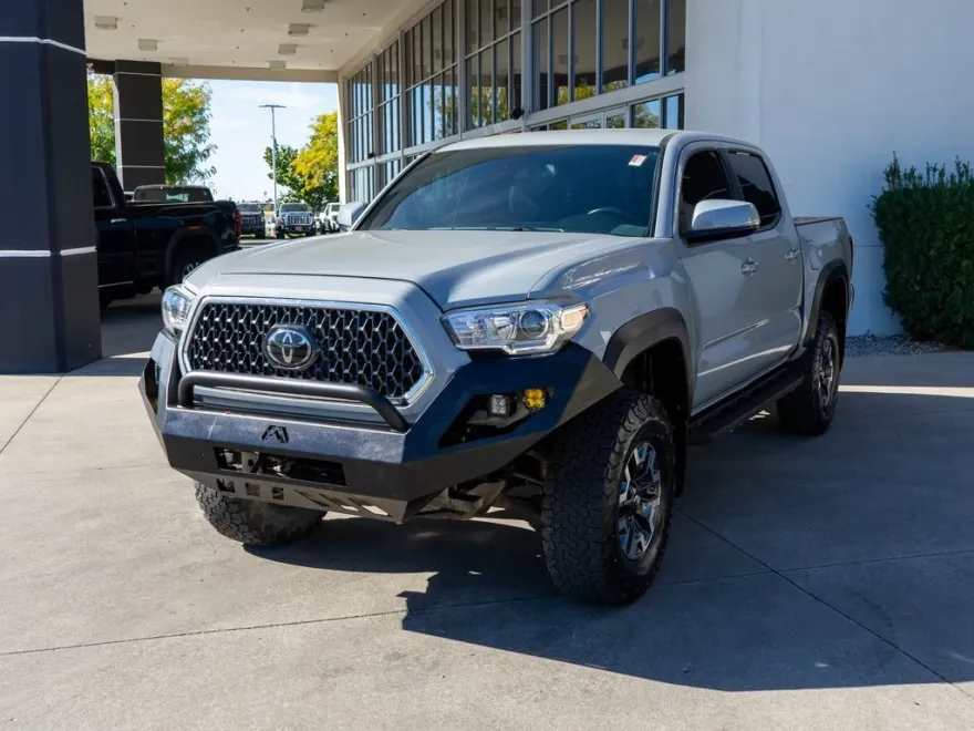 2018 Toyota Tacoma SR5 TRD Pro Sport photo 1