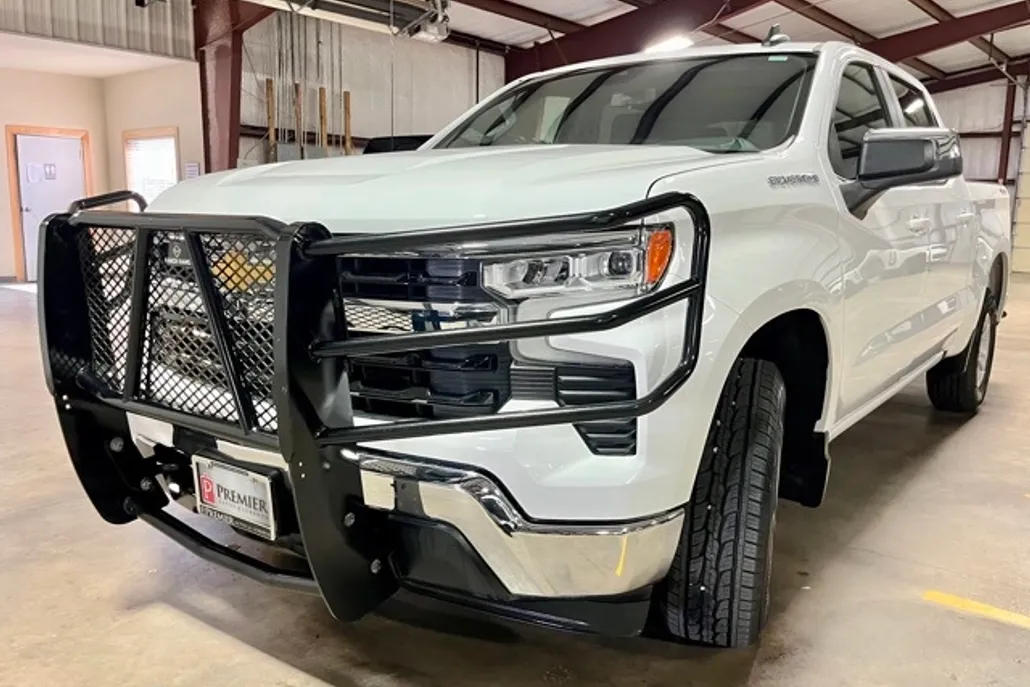 2023 Chevrolet Silverado 1500 LT photo 1