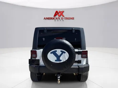 2013 Jeep Wrangler Unlimited Rubicon photo 4