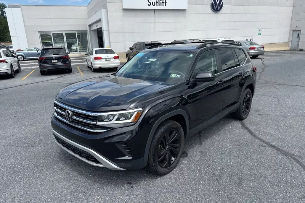 2022 Volkswagen Atlas V6 SE Technology photo 1