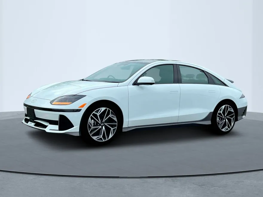 2025 Hyundai Ioniq 6 Limited photo 1