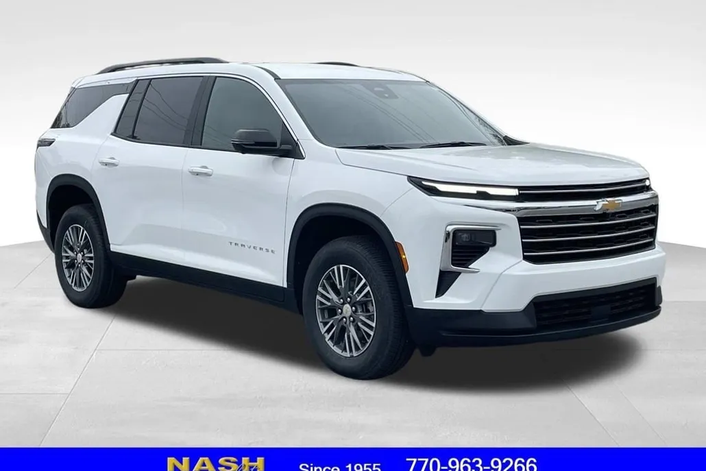 2025 Chevrolet Traverse photo 1