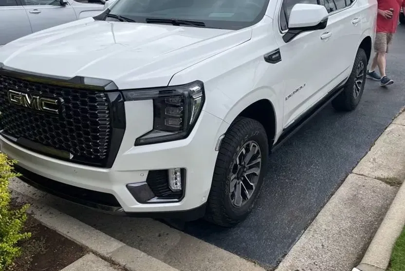 2023 Gmc Yukon Denali Ultimate photo 1