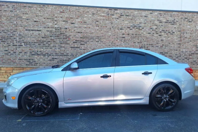 2015 Chevrolet Cruze LTZ photo 1