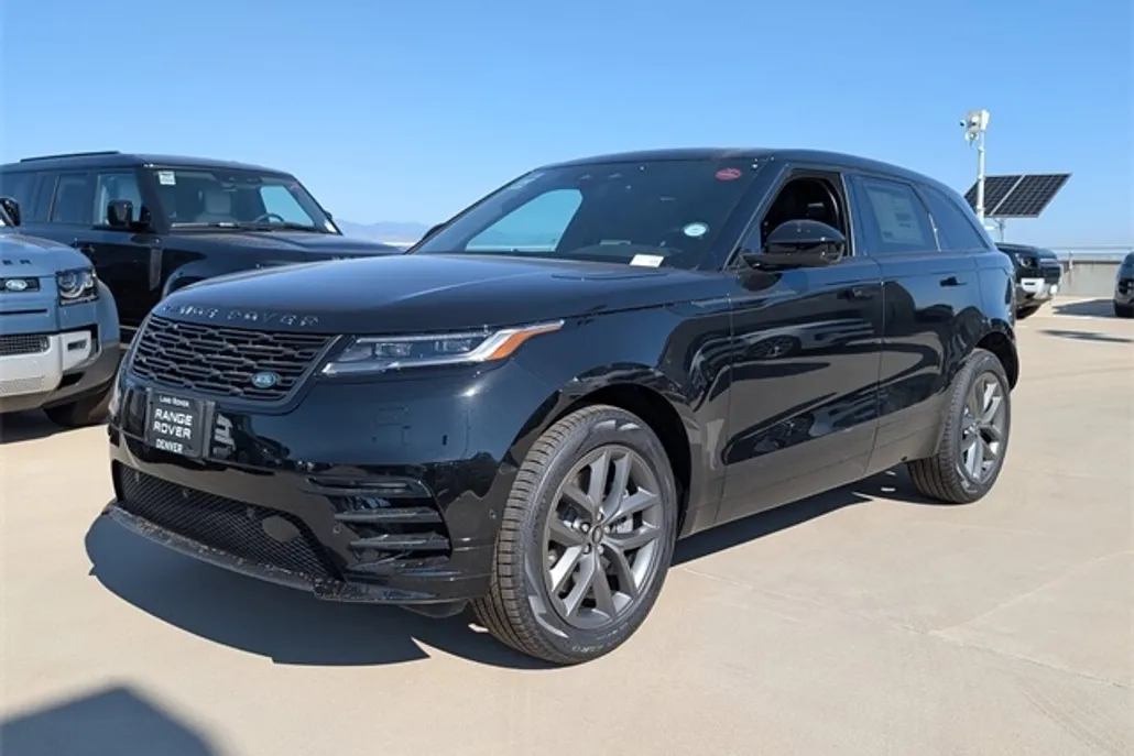 2026 Land Rover Range Rover Velar SE photo 1