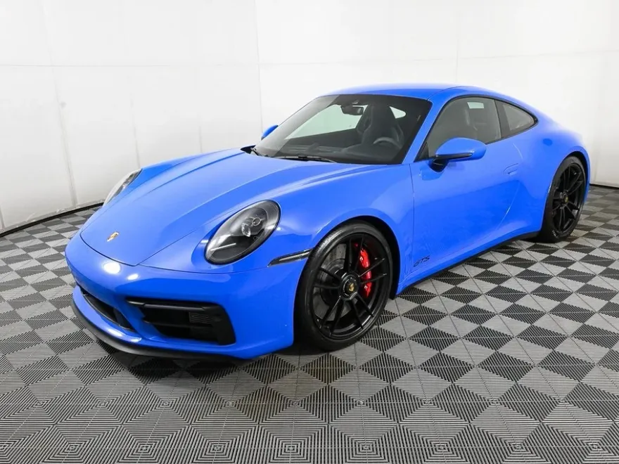 2022 Porsche 911 GTS photo 1