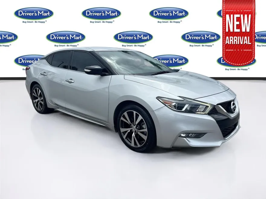 2017 Nissan Maxima SV photo 1