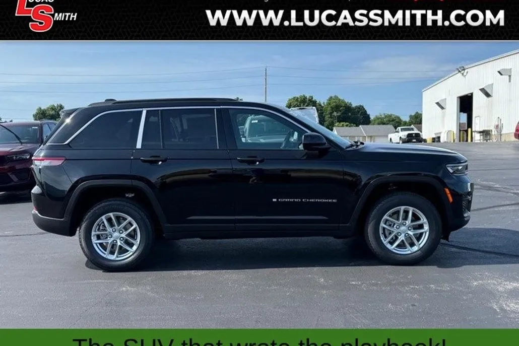 2025 Jeep Grand Cherokee Laredo X photo 1