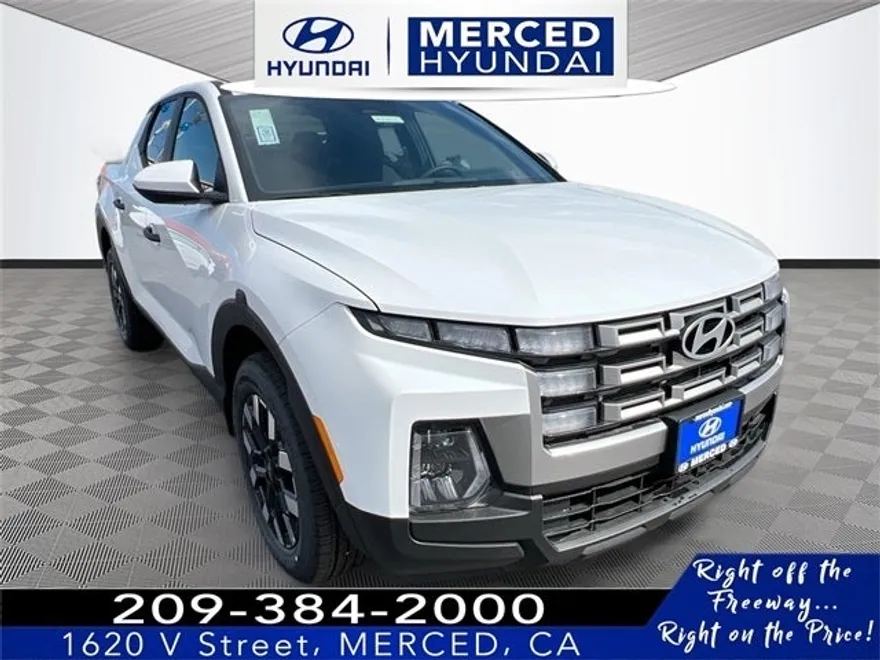 2025 Hyundai Santa Cruz SE photo 1