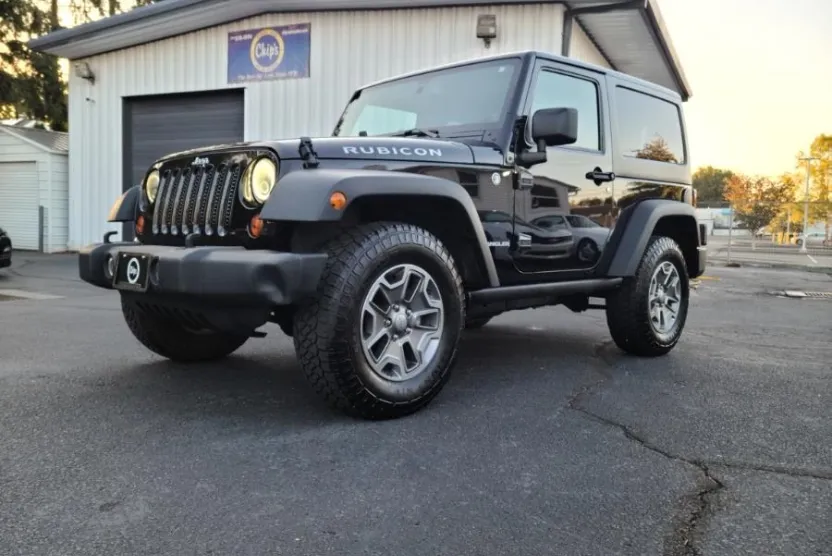 2013 Jeep Wrangler Rubicon photo 1