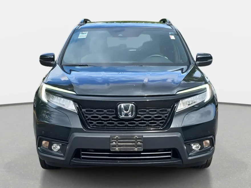 2019 Honda Passport Touring photo 1