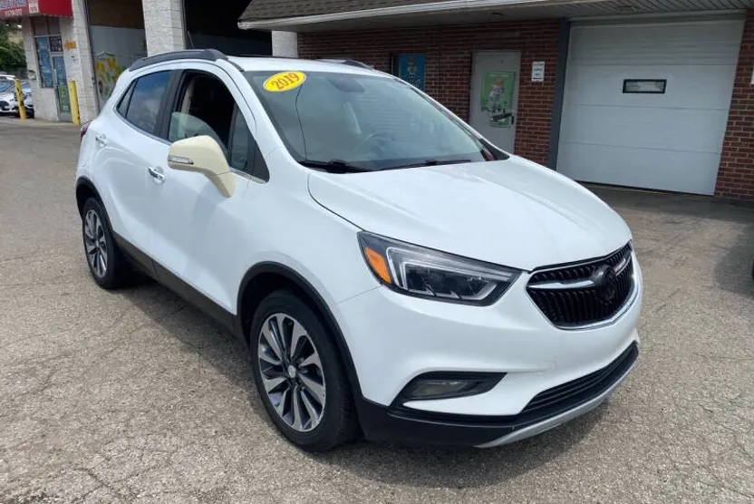 2019 Buick Encore Essence photo 1