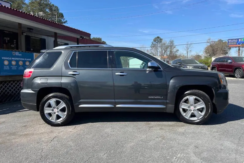 2017 Gmc Terrain Denali photo 1