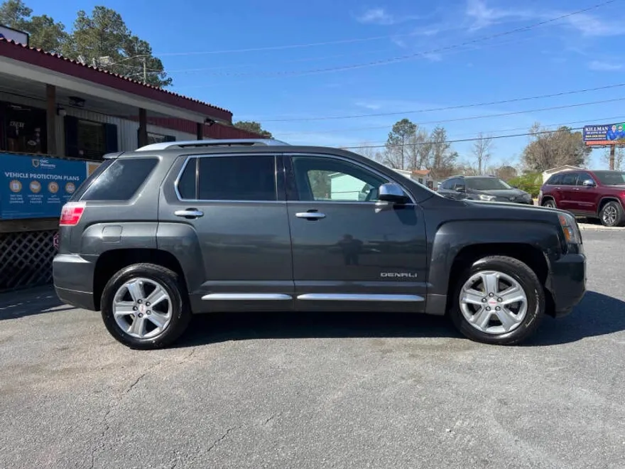 2017 Gmc Terrain Denali photo 1