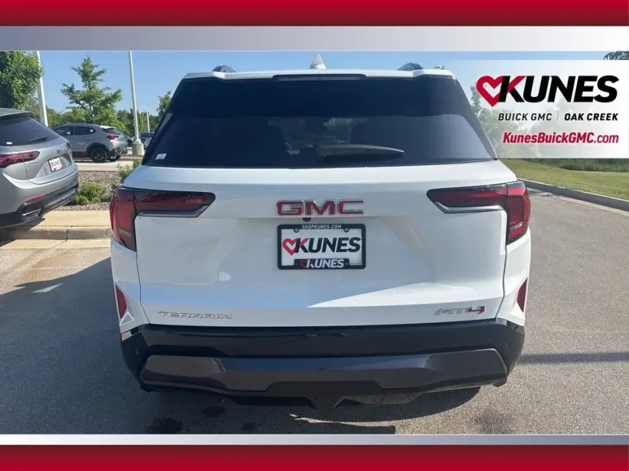 2026 Gmc Terrain AT4 photo 1