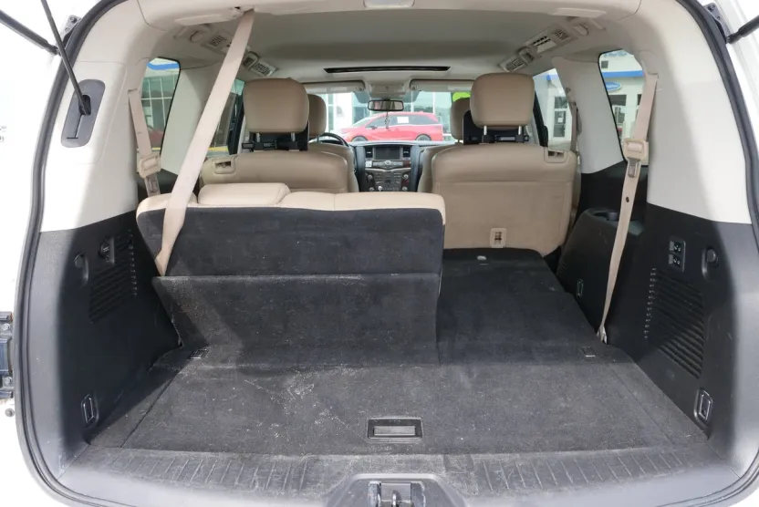 2019 Nissan Armada SL photo 1