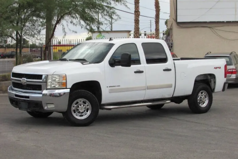 2007 Chevrolet Silverado 2500HD LT2 photo 1