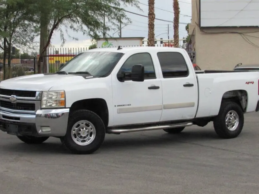 2007 Chevrolet Silverado 2500HD LT2 photo 1