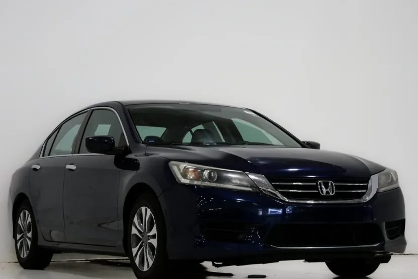 2015 Honda Accord LX photo 1