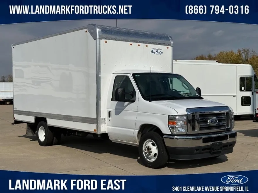 2024 Ford E-350 photo 1
