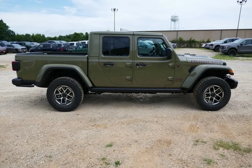 2025 Jeep Gladiator Rubicon photo 1