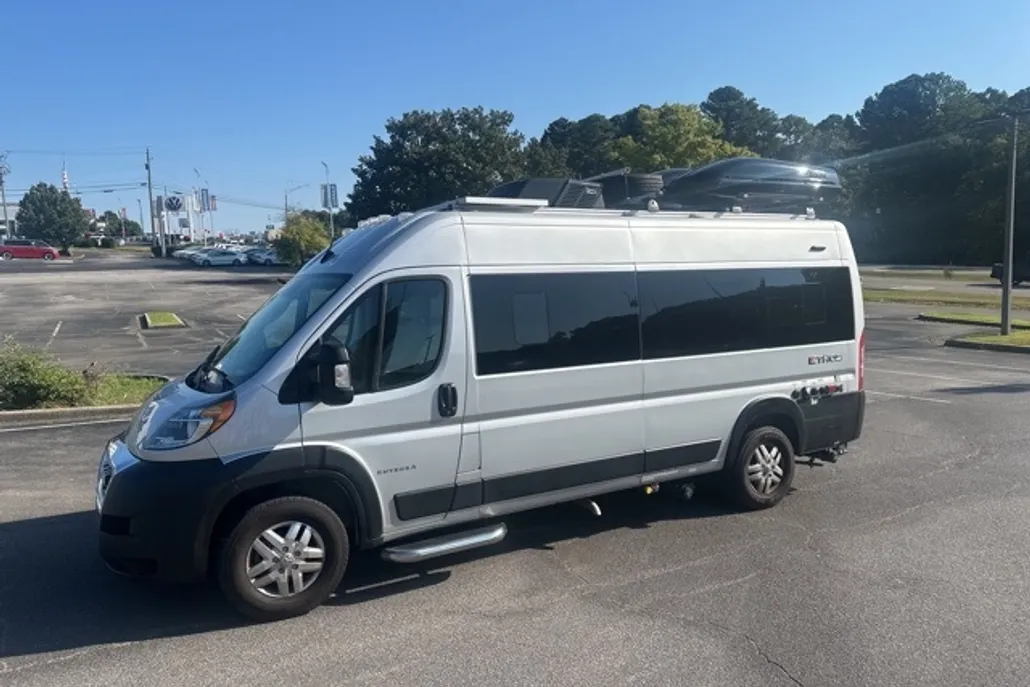 2022 Ram ProMaster 3500 Window Van Cargo Van photo 1