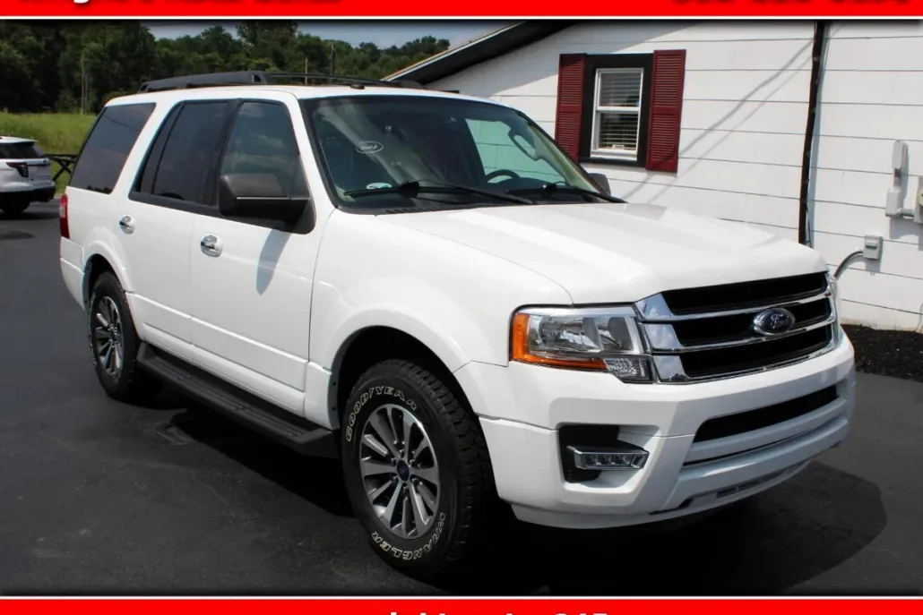 2016 Ford Expedition XLT photo 1