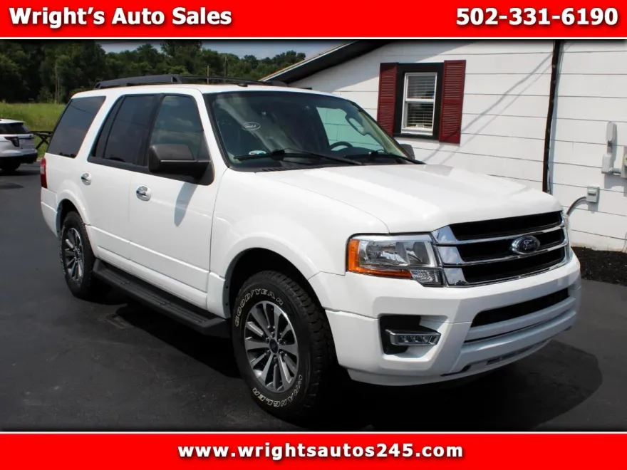 2016 Ford Expedition XLT photo 1