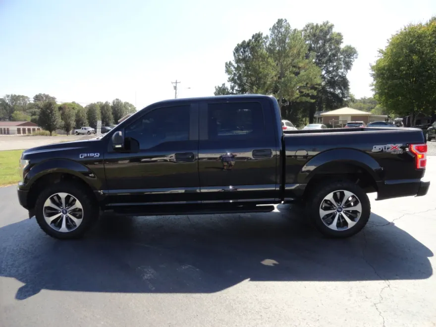 2019 Ford F-150 XL photo 1
