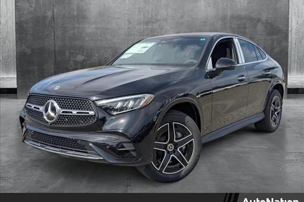 2025 Mercedes Benz GLC 300 AMG photo 1