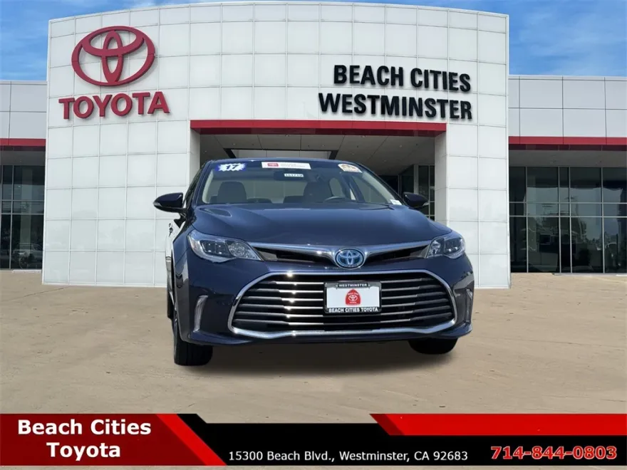 2017 Toyota Avalon Hybrid XLE Plus photo 1