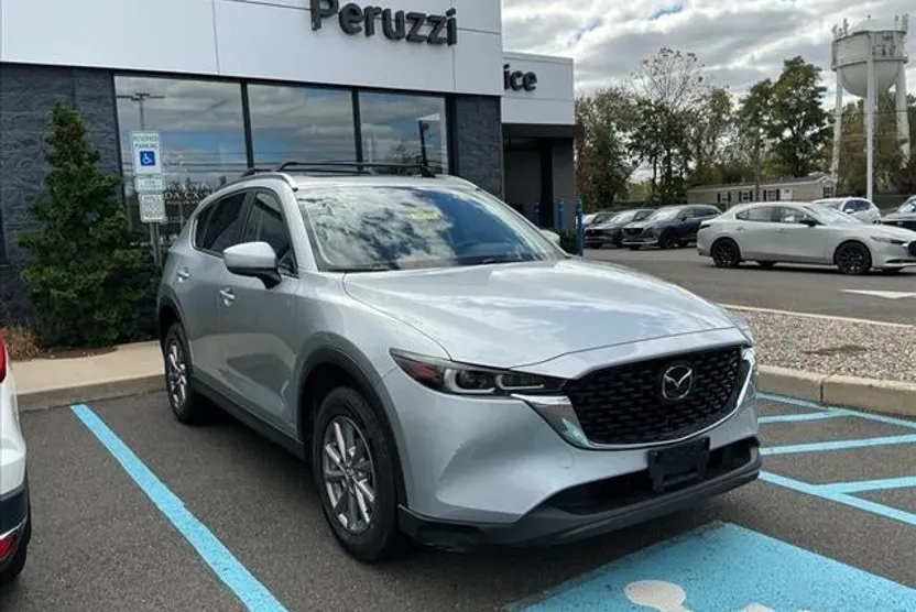 2023 Mazda CX-5 2.5 S Preferred photo 1