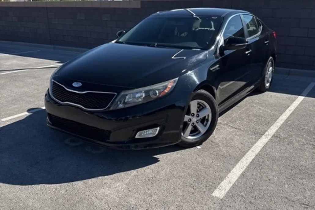 2014 Kia Optima LX photo 1