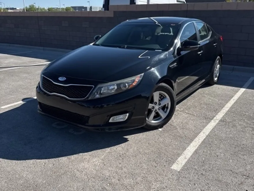 2014 Kia Optima LX photo 1