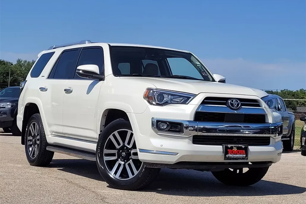 2023 Toyota 4Runner Limited photo 1