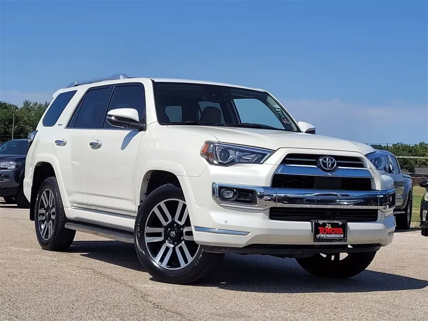 2023 Toyota 4Runner Limited photo 1