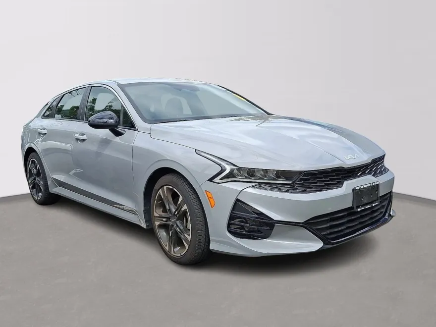 2023 Kia K5 GT-Line photo 1