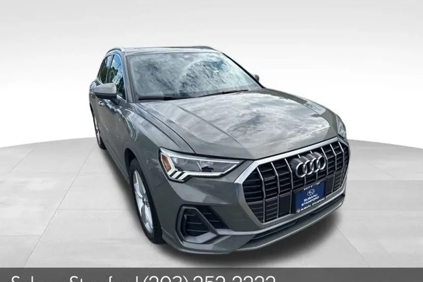 2024 Audi Q3 S line Premium Plus photo 1