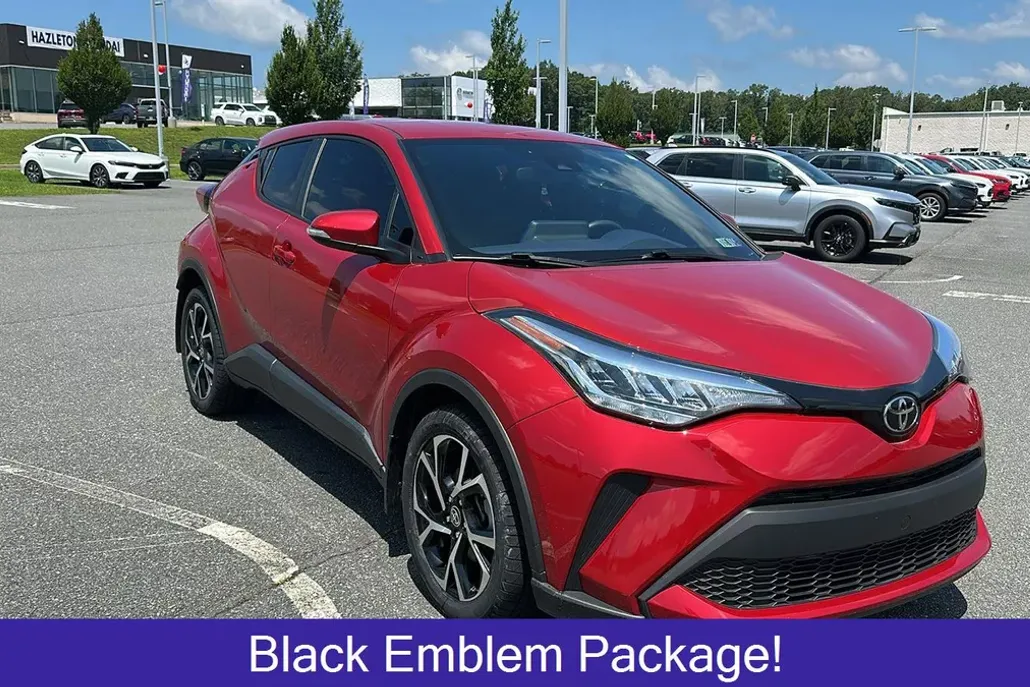2021 Toyota C-HR XLE Premium photo 1