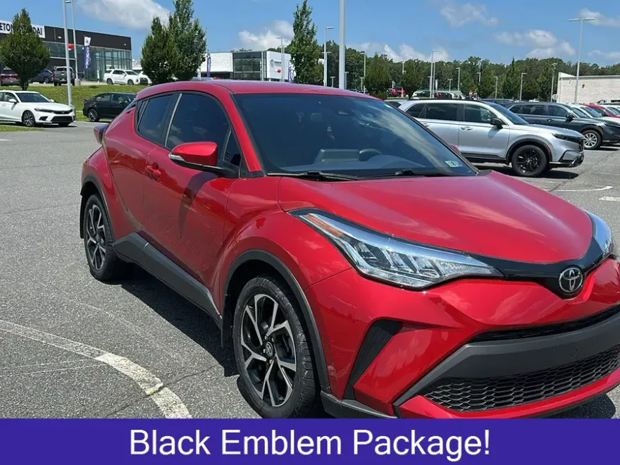 2021 Toyota C-HR XLE Premium photo 1