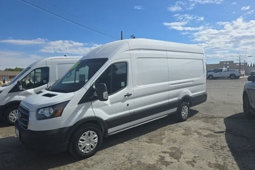 2023 Ford Transit photo 1