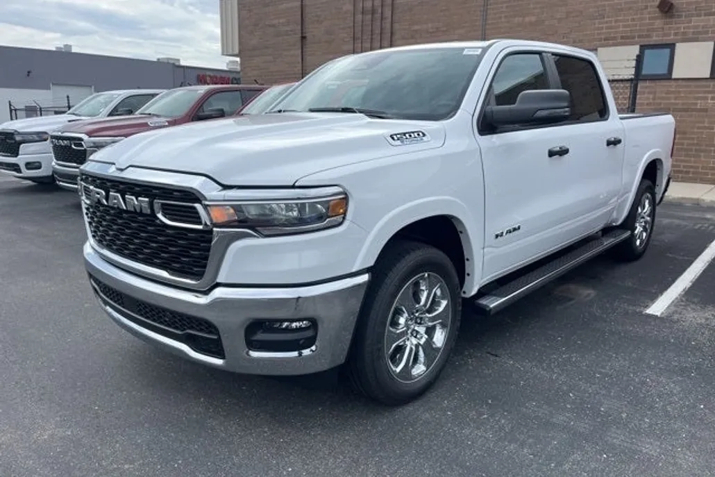 2025 Ram 1500 Big Horn photo 1