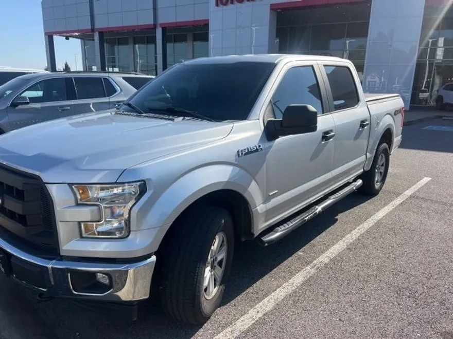 2017 Ford F-150 XL photo 1