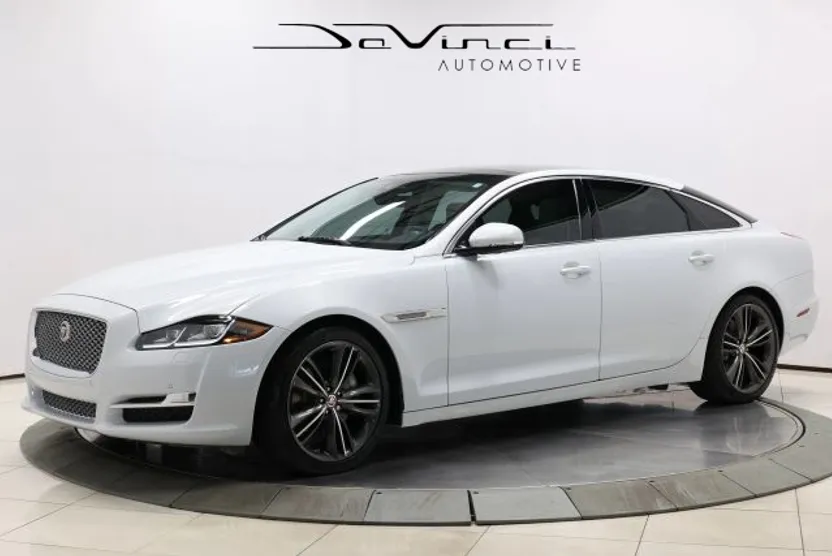 2018 Jaguar XJ XJL Portfolio photo 1