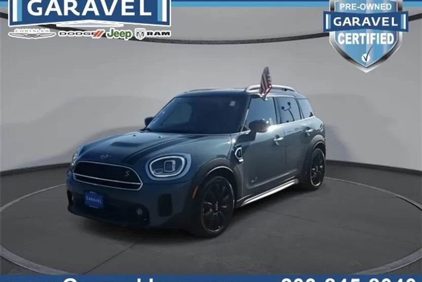 2021 Mini Cooper S ALL4 photo 1