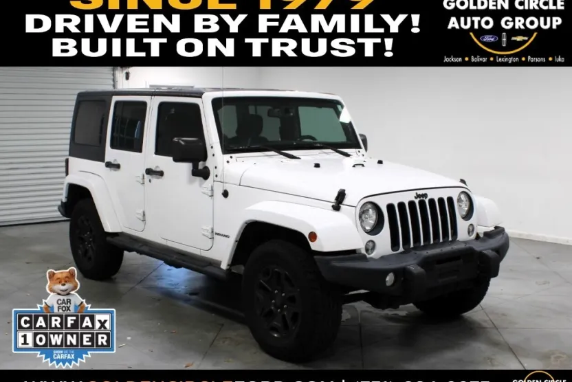 2016 Jeep Wrangler Unlimited Sahara photo 1