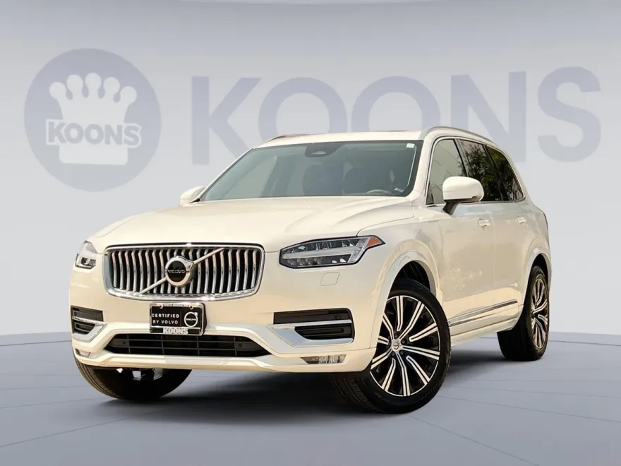 2024 Volvo XC90 B5 Core photo 1